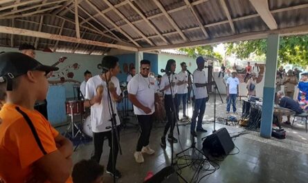 Transita el arte joven de Cienfuegos en GranmaTransita el arte joven de Cienfuegos en Granma