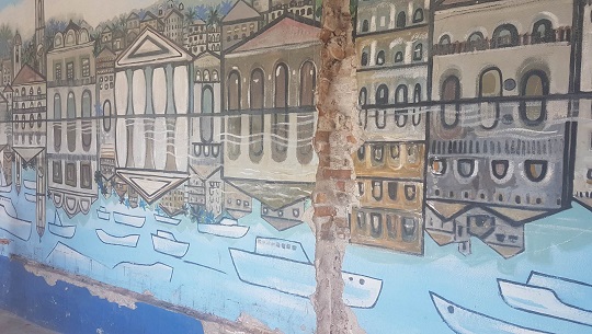 Secar las lágrimas de un mural, ícono de la ciudad de Cienfuegos