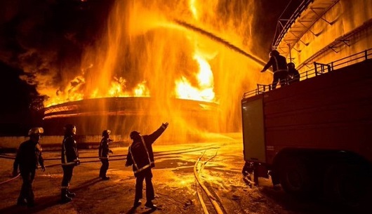 Matanzas supertanker base: Efforts continue to extinguish fire