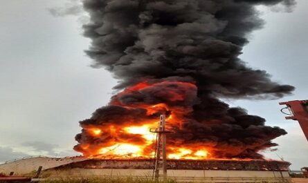 Sofocan incendio de gran magnitud en zona industrial de Matanzas (+ Video)