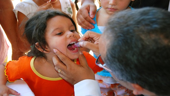 🎧 Alerta OPS sobre riesgos de brotes de polio en la región