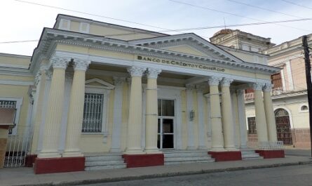 Suspenden servicios bancarios este martes en Cienfuegos