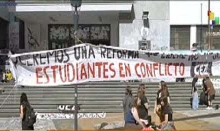 Uruguay Comunidad educativa rechaza recortes en la enseñanza