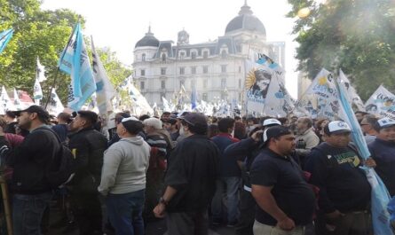 Argentinos abogaron por la unidad y la soberanía