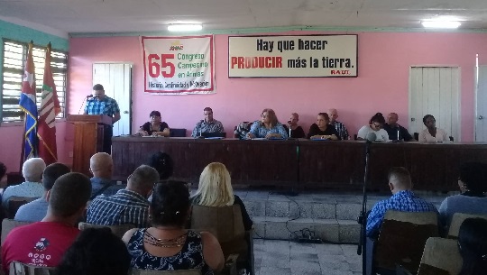 Comprometidos campesinos cienfuegueros con incremento de producción de alimentos