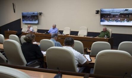 Gobierno cubano da seguimiento a las acciones de recuperación en Pinar del Río tras el paso de IanGobierno cubano da seguimiento a las acciones de recuperación en Pinar del Río tras el paso de Ian