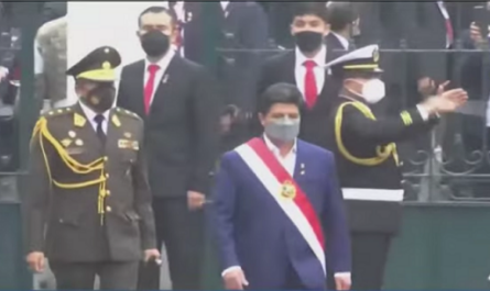 Derecha peruana continúa forzando la salida del presidente Pedro Castillo