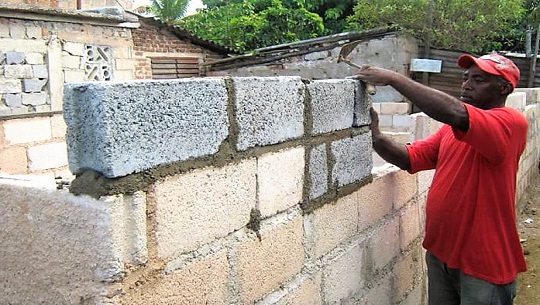 🎧 Avanza mejoramiento del fondo habitacional en Aguada de Pasajeros