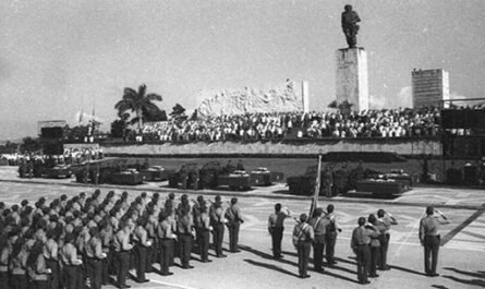 Rememora Díaz-Canel regreso de restos de Che Guevara a ciudad cubana