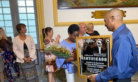 La Empresa de Servicios Técnicos de Defectoscopía y Soldadura, conocida por su sigla CENEX ganó el Premio de la Provincia de Cienfuegos a la Calidad en su VIGÉSIMA Primera Edición, entregado en la noche de este jueves por el Gobierno y la Unidad Territorial de Normalización.