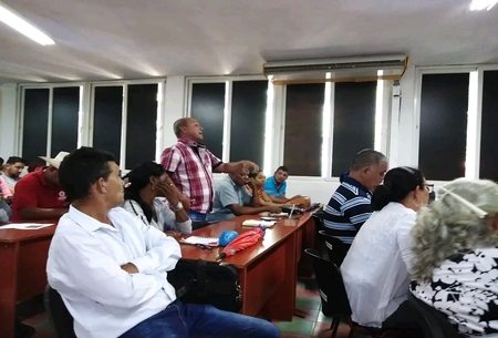 Sesiona asamblea VI Congreso de la ACTAF en Cienfuegos