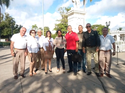 Reconocen labor de bancarios cienfuegueros en aniversario de BANDEC