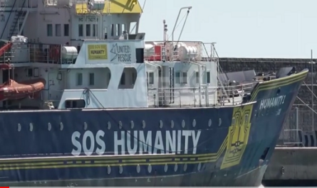 Los barcos de ONG volverán al mar cuanto antes pese al veto italiano