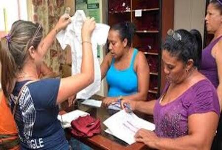 Aclara Educación sobre venta de uniforme escolar en Cienfuegos