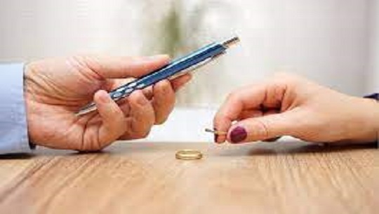 🎧 El Triángulo de la confianza: Novedades en el divorcio notarial
