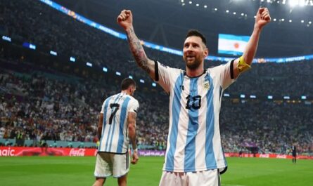 Argentina derrotó 3-0 a Croacia y clasificó a la final del Mundial Qatar 2022.