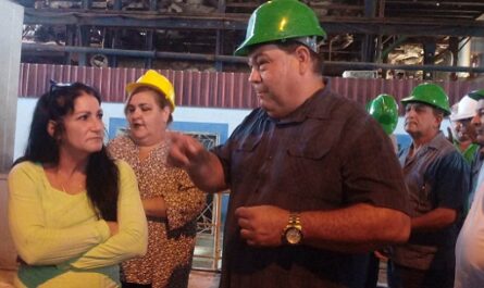 Cienfuegos: Recorre Félix Duarte Ortega industrias azucareras