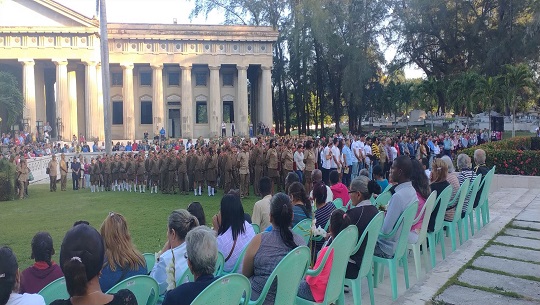 Rinden tributo a mártires de la Patria en Cienfuegos (+Fotos)