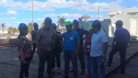 Constata Ministro de Energía y Minas trabajo en instalaciones estratégicas de Cienfuegos