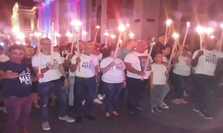 Aconteció en Cienfuegos marcha de las antorchas