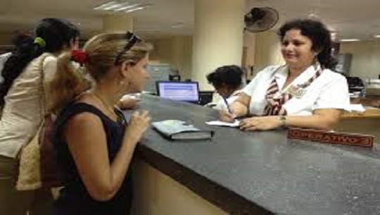 📹 Entrevista a la Directora Provincial del Banco de Crédito y Comercio en Cienfuegos