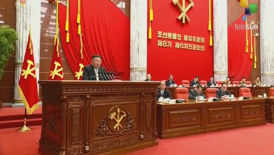 🎧 Líder norcoreano alerta sobre amenazas a la paz y la seguridad de su país