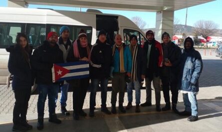 Cubanos en Türkiye continúan dando muestras de solidaridad