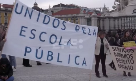 profesores de escuela pública lusa se toman Lisboa en mayor protesta de maestros