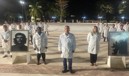 Saluda Díaz-Canel brigada médica cubana rumbo a Türkiye