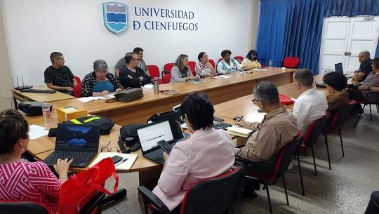 Sesionó en Cienfuegos Encuentro Nacional sobre el proyecto Inglés para el Desarrollo