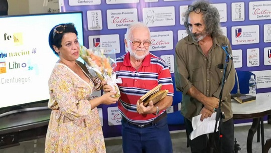 Casas editoriales de provincias cubanas, presentes en Feria cienfueguera del Libro