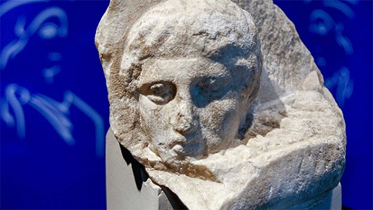 Vaticano y Grecia firman acuerdo para retorno de piezas del Partenón