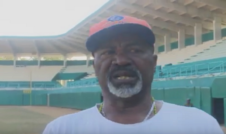 Julio Romero entrenador de pitcheo de los Elefantes de Cienfuegos