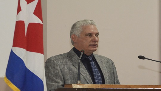Insta Díaz-Canel a incrementar acciones contra precios abusivos (Foto tomada de La Presidencia de Cuba)