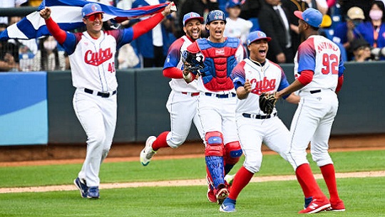 Cuba avanza de líder del grupo A a la siguiente fase del Clásico Mundial de Béisbol