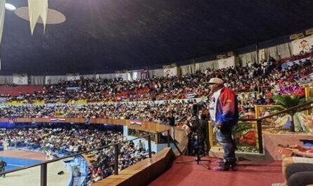 Team Asere, retumba La Habana en bienvenida a equipo de béisbol