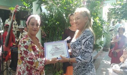 Entregan en Cienfuegos Premio Literario Fundación de la Ciudad “Fernandina de Jagua” 2023