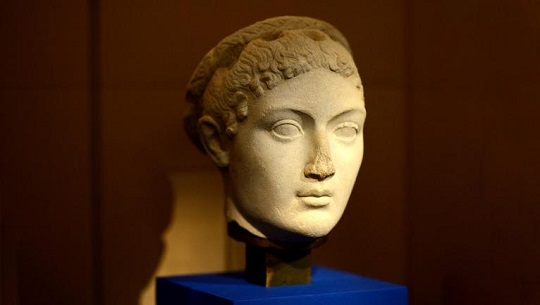 Cleopatra "era de piel clara": Egipto da una lección a Netflix