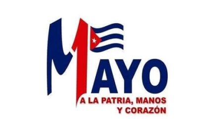 Reconocen en Cienfuegos a trabajadores con méritos laborales