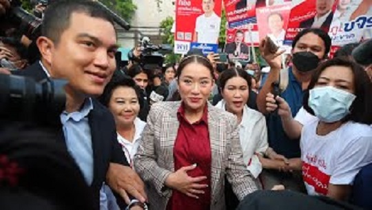 🎧 Tailandia comienza su campaña electoral, con una embarazada como favorita