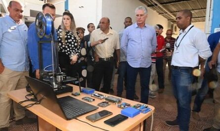 Presidente cubano cumple como diputado visita mensual a Santa Clara