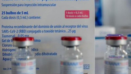 Reconoce Díaz-Canel labor de creadores de vacunas cubanas