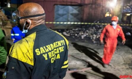 Prosiguen labores de búsqueda tras derrumbe en el área de la chimenea de la CTE Antonio Guiteras