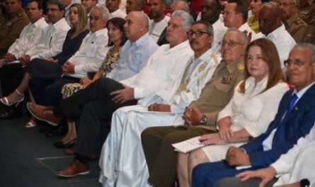 Asiste Presidente de Cuba al acto conmemorativo por aniversario 50 del Frente Polisario