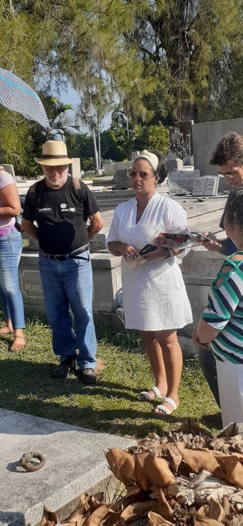 Homenaje a Florentino Morales en el cementerio Tomas Acea de Cienfuegos 