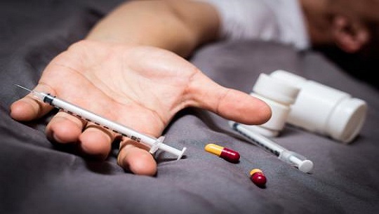 Estados Unidos registró casi 110 mil muertes por sobredosis de drogas en 2022