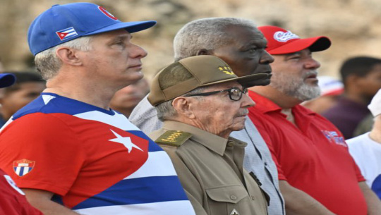 Raul Castro and Diaz-Canel lead May 1st rally in Havana (+Photos)