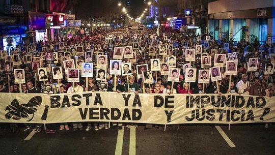 reclaman verdad y justicia para desaparecidos en la dictadura de Uruguay