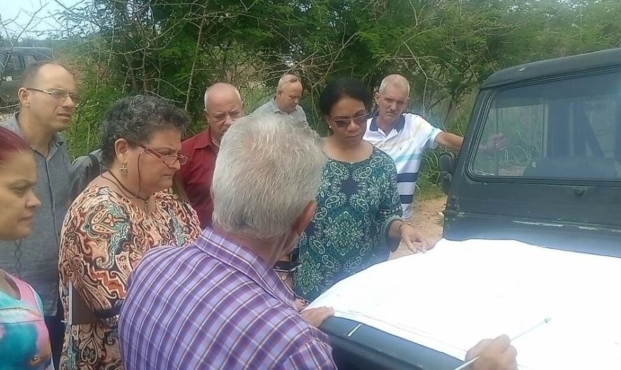 Constata Inés María Chapman estado de inversiones del sector hidráulico en Cienfuegos