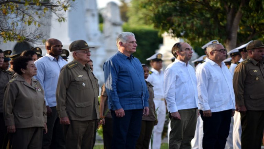 Participa presidente cubano en ceremonia por el aniversario 118 del fallecimiento de Máximo Gómez
